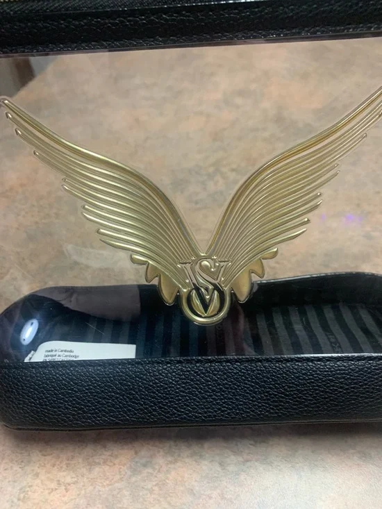 Victoria’s Secret Makeup Bag - Picture 2 of 5